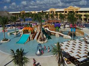 Barceló Maya Palace