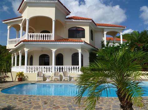 BlueBay Villas Doradas