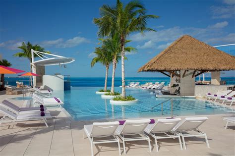 Breathless Cancun Soul Resort & Spa