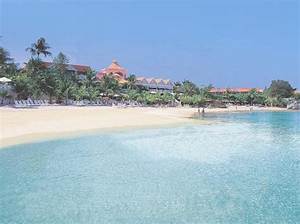 Coco Reef Resort and Spa