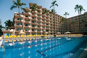 Crown Paradise Golden Resort Puerto Vallarta