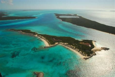 Fowl Cay Resort