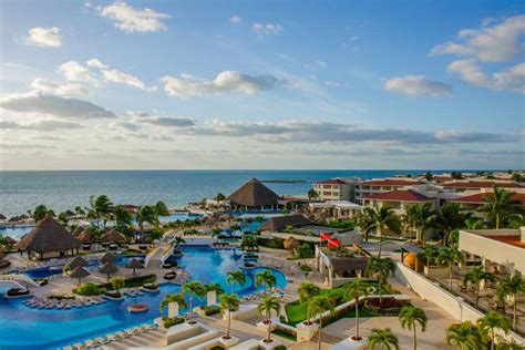 Hilton Cancun, an All-Inclusive Resort