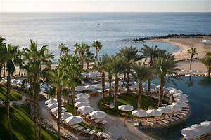 Hilton Los Cabos Beach & Golf Resort