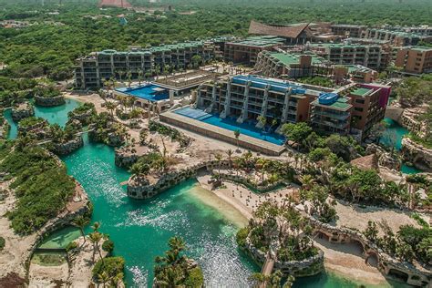 Hotel Xcaret Arte