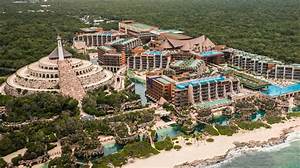 Hotel Xcaret Arte