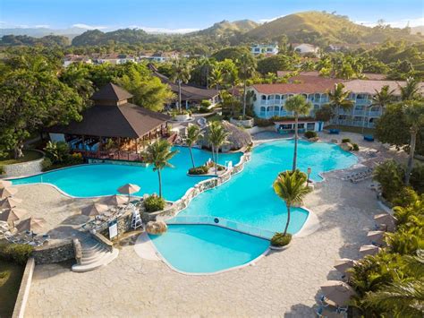 Lifestyle Tropical Beach Resort and Spa