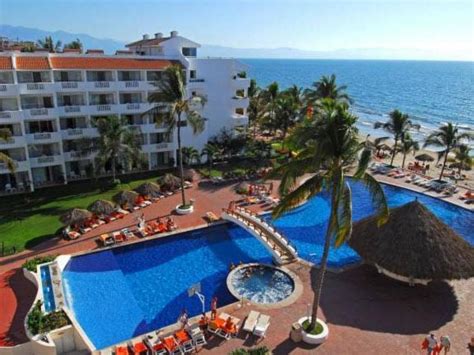 Marival Emotions Resort and Suites
