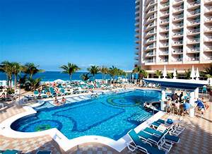 Riu Palace Paradise Island