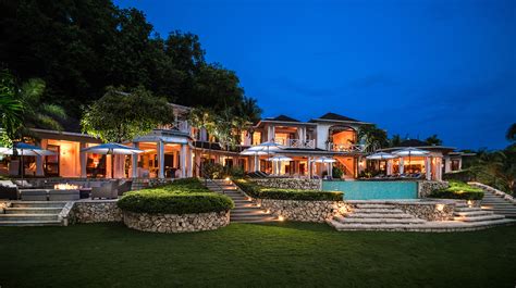 Round Hill Hotel and Villas