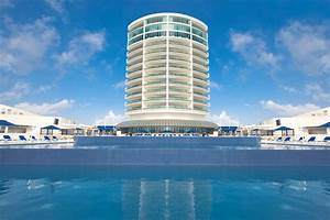 Seadust Cancun Family Resort